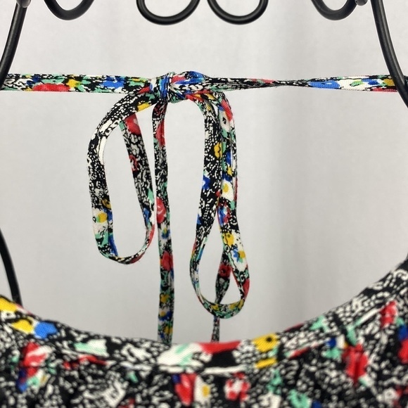 ANTHROPOLOGIE Pins & Needles Floral Smocked Cropped Halter Tank Top - Size XS - Picture 4 of 9